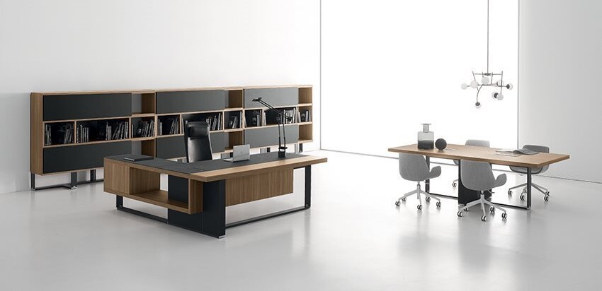 Vigo Executive Desk