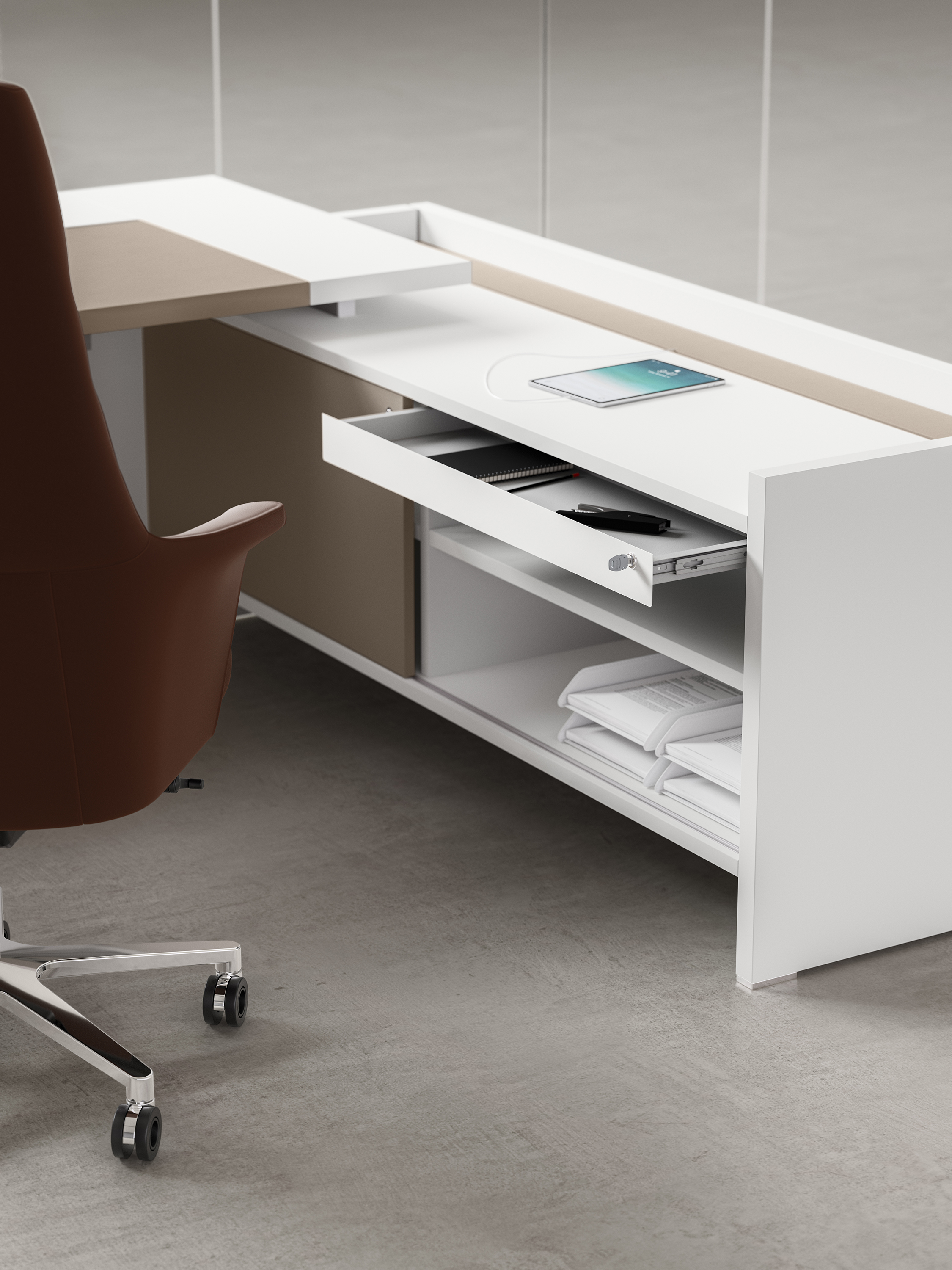 Oxford desk detail