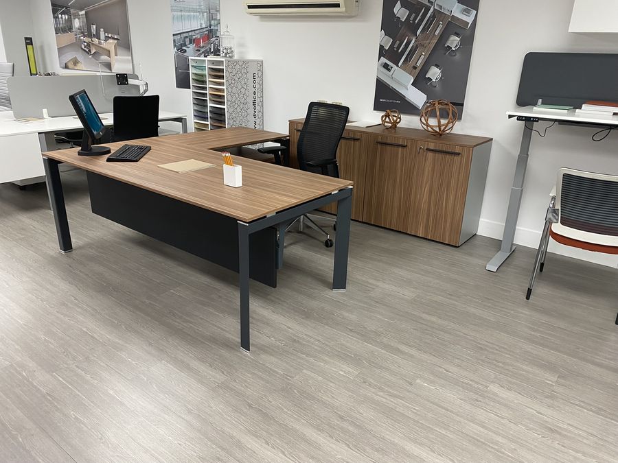 Entity L-Shaped Desk